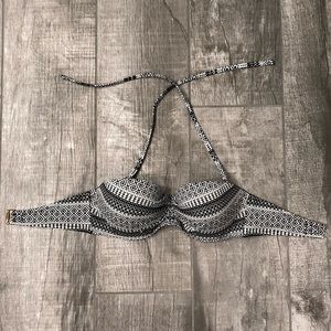 NWOT black and white geo strapless halter top 34DD